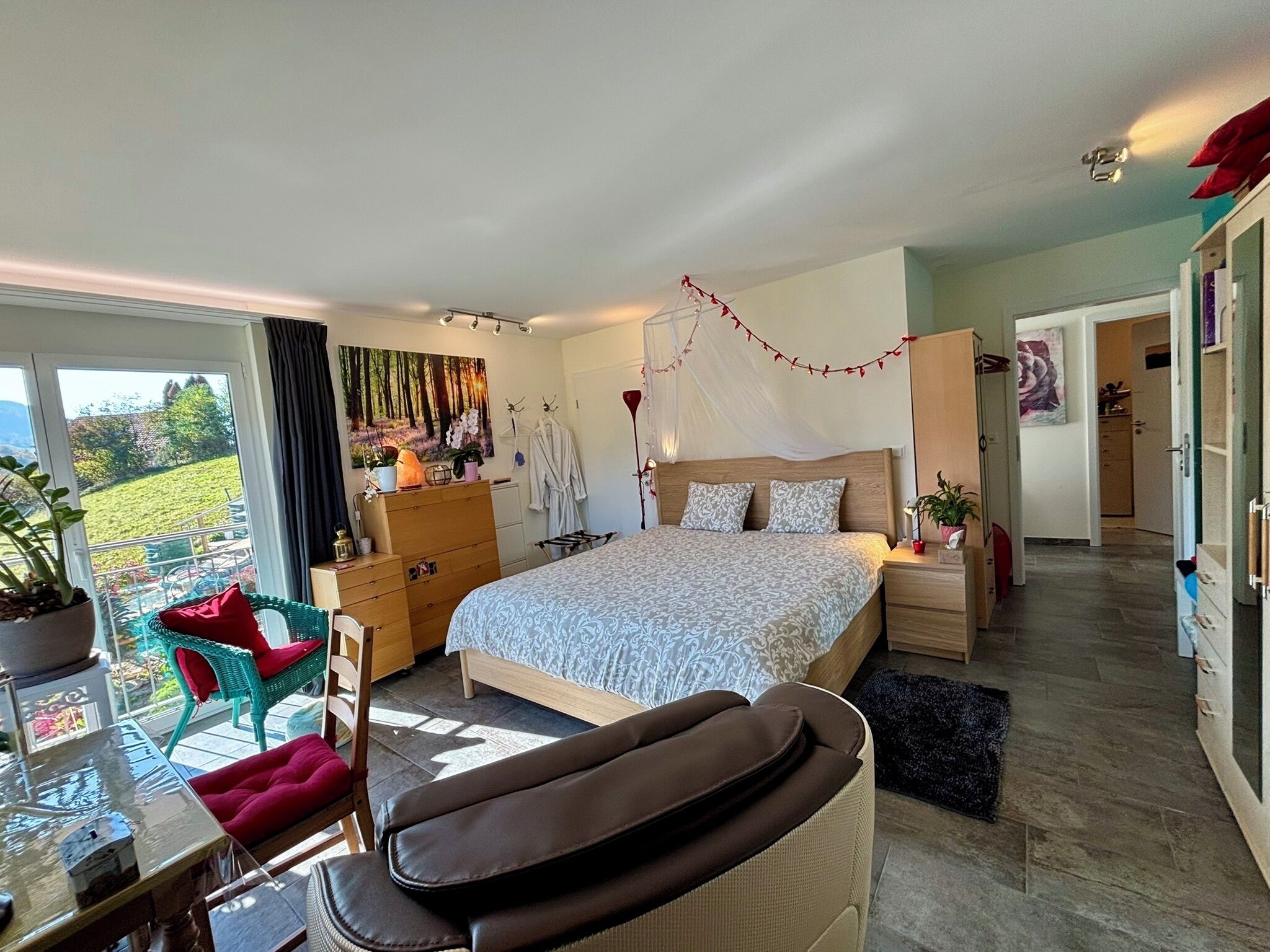 Bügeleisen/Bügelbrett, WLAN, Bettwäsche