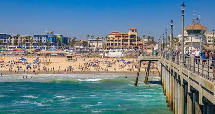 Irvine Luxury Living - Pool, Gym & Prime Location