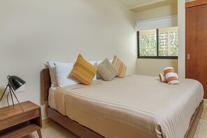 Leilighet – standard, 1 soverom, balkong, hageutsikt | Wi-fi (inkludert)