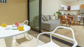 Standard Apartment, 1 Bedroom, Balcony, Garden View | Balcony