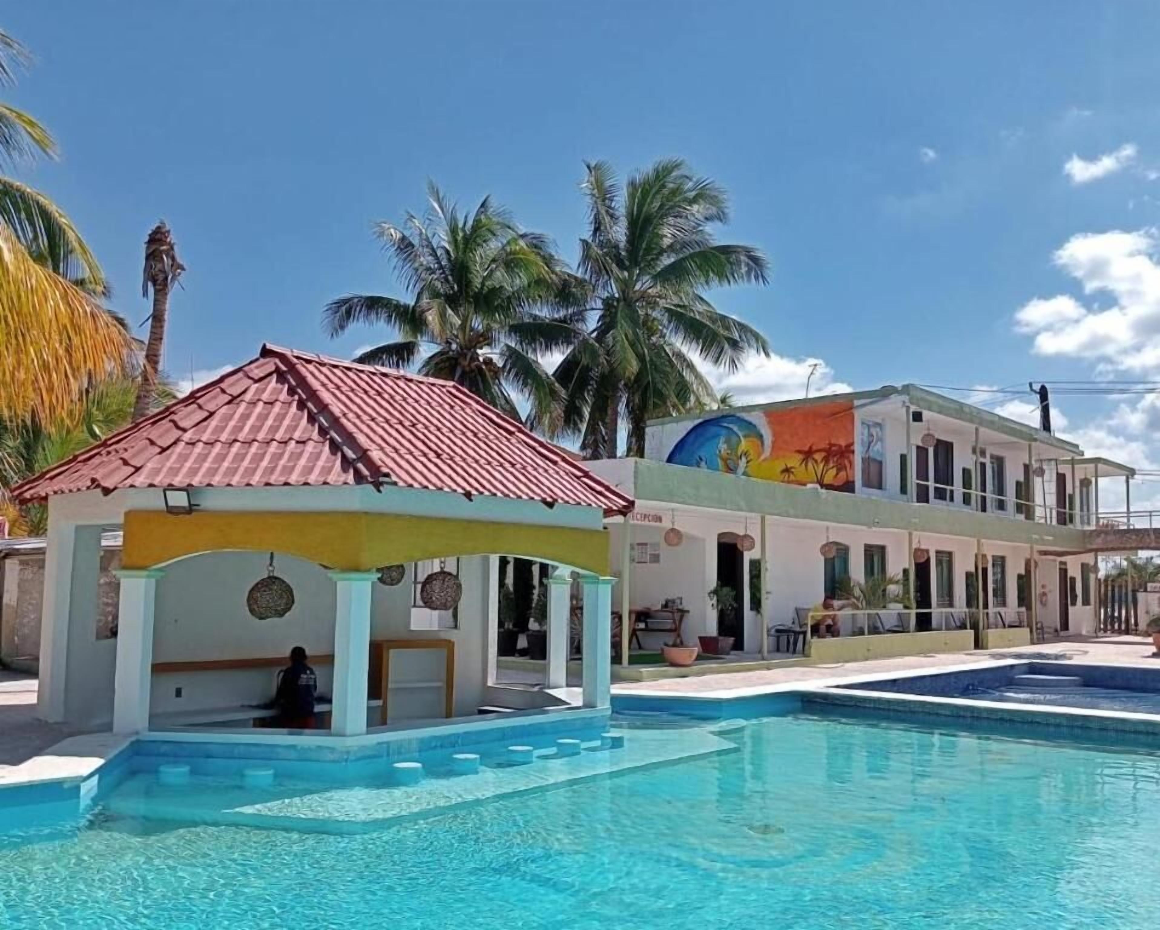 2 piscinas al aire libre