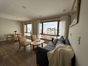 TV - entral, Modern and Functional apartment in Bariloche (San Carlos de Bariloche)