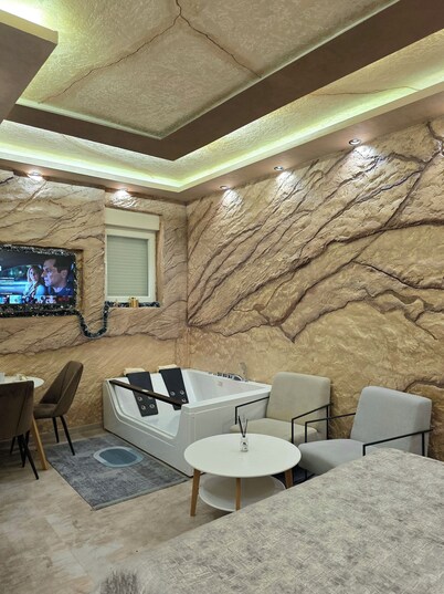 Dior Prestige Jacuzzi Studio in hearth of Novi Pazar