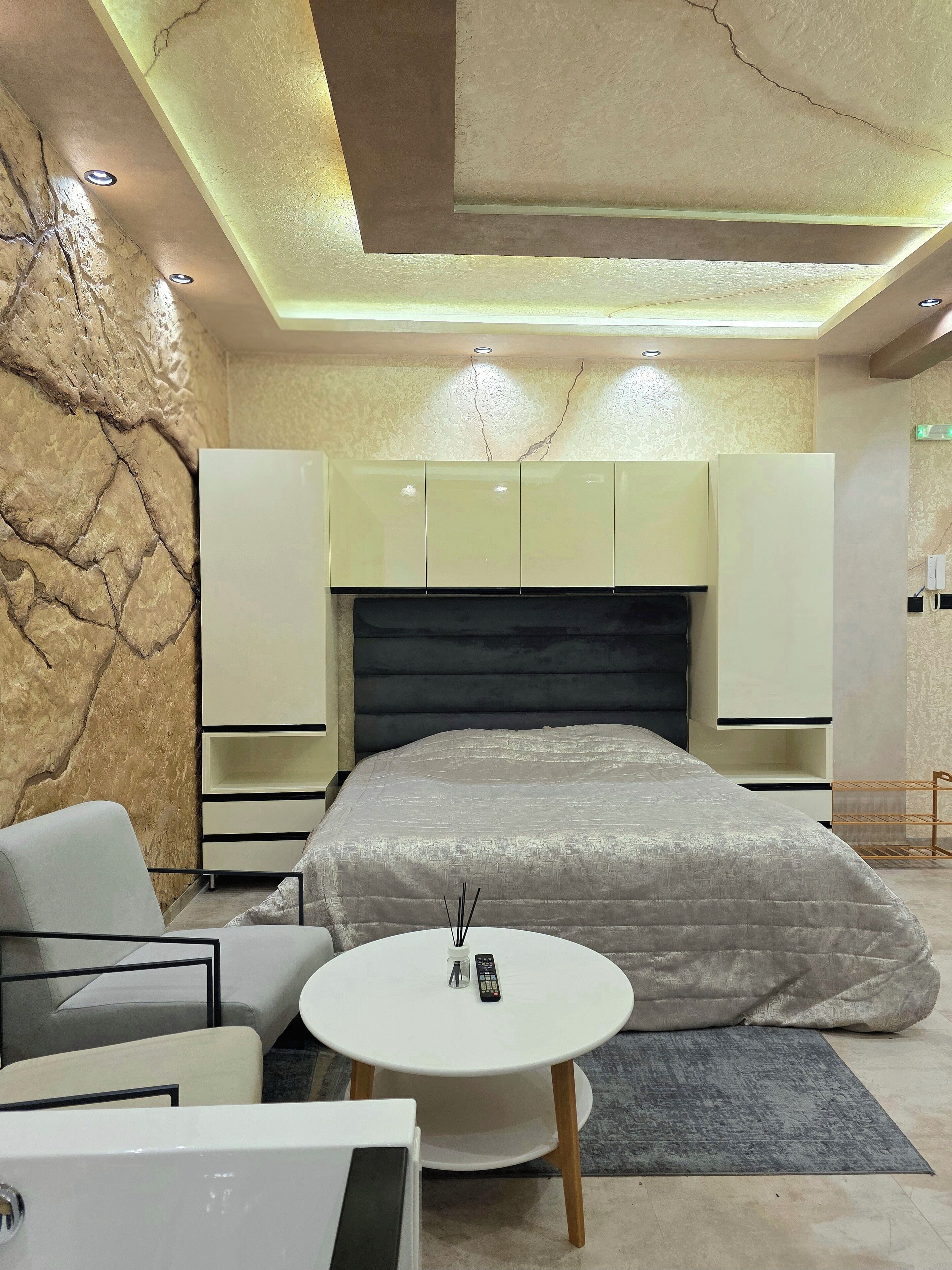 1 bedroom, iron/ironing board, free WiFi, wheelchair access