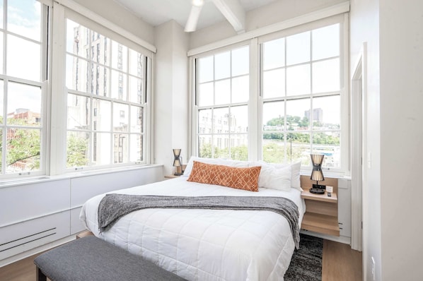 Apartamento, várias camas, cozinha, vista para a cidade (The 333 Suites) | 12 quartos, individualmente decorados, individualmente mobiliados