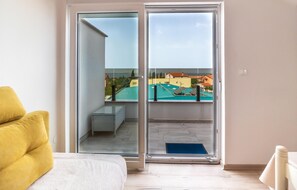 Free WiFi - Stunning apartment in Peroj with house a panoramic view (Peroj)