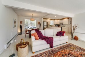 TV, fireplace, books
