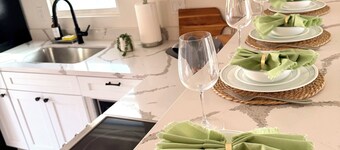 Modern Desert Getaway in Peoria with 2-bedrooms