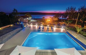 Pool - Stunning apartment in Punat with WiFi (Punat)