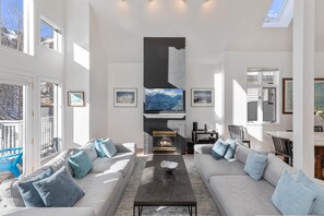 Fireplace - 445 Depot Avenue – Elevated Telluride Comfort (Telluride)