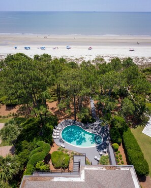 Pool - MyStay at 35 Ruddy Turnstone - 5BR Oceanfront Luxury Living! (Hilton Head Island)