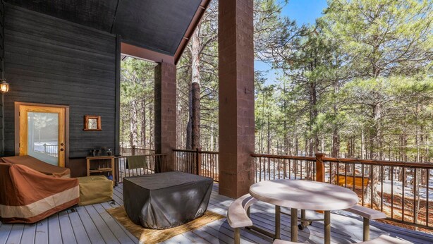 Unclassified image, 1 of 88, button - Mogollon Rim Cabin | Hot Tub | Fire Pit (Forest Lakes)