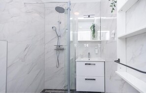 Hair dryer - Gorgeous apartment in Podstrana with WiFi (Podstrana)