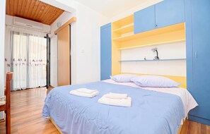 Free WiFi - Awesome apartment in Zivogosce with WiFi (Zivogosce)