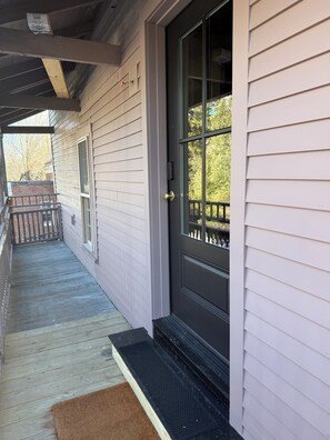 تفاصيل الفندق من الخارج