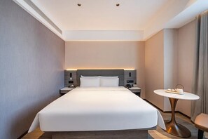 Comfort-Doppelzimmer | Laptopgeeigneter Arbeitsplatz, kostenloses WLAN