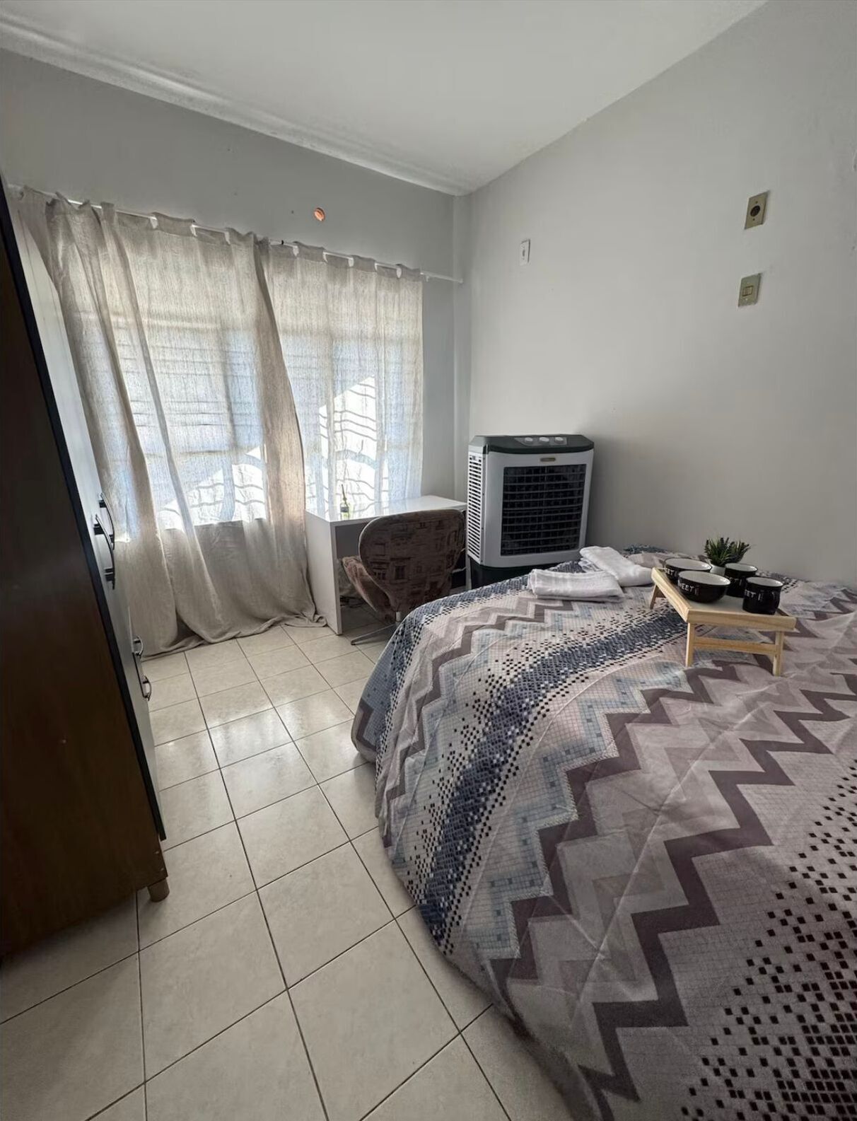 Wifi gratuïta i roba de llit 