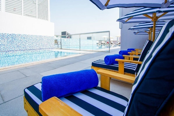 Pool - Jood Hotel Apartments (Dubai)