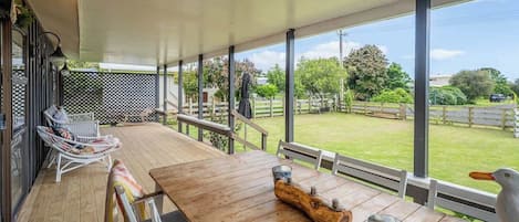 Outdoor dining