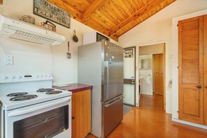 電子レンジ、オーブン、コンロ