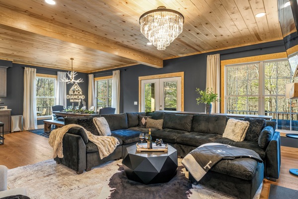 Televisor intel·ligent, llar de foc i videojocs