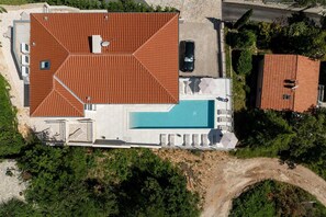 Exterior - Casa Meer an sea-view retreat with panoramic pool (Zagorje)
