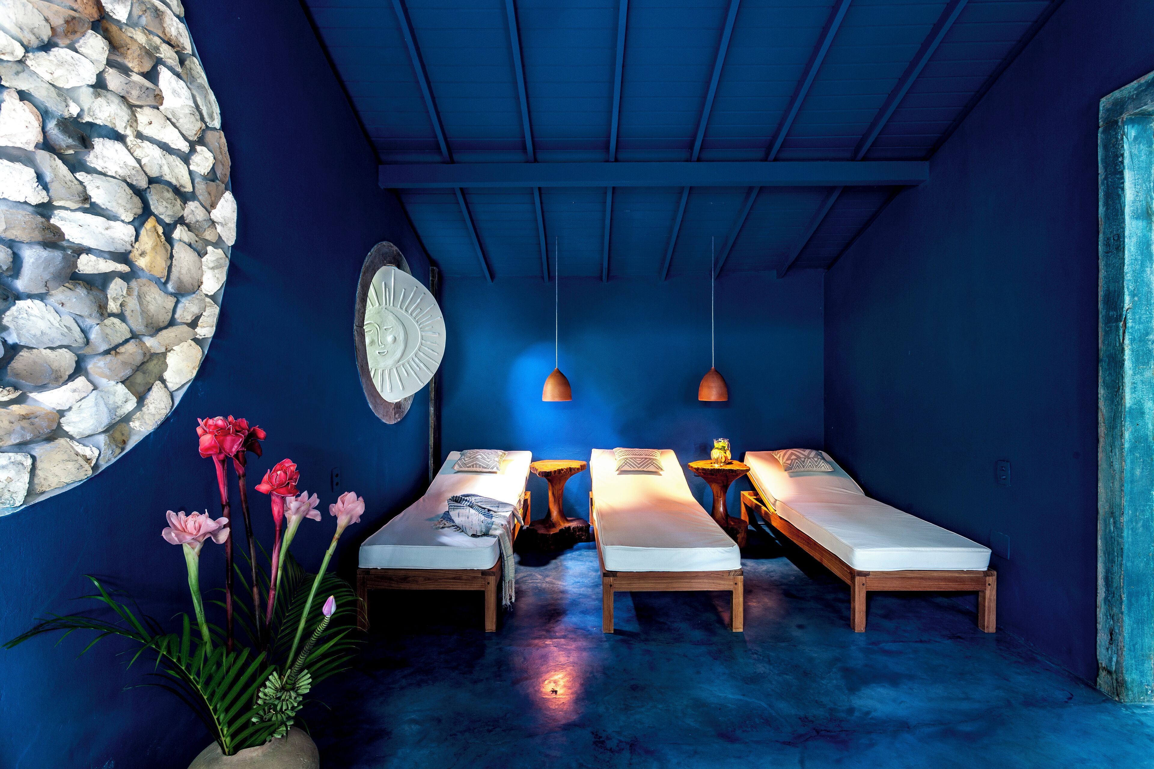 Sauna, masajes con piedras calientes