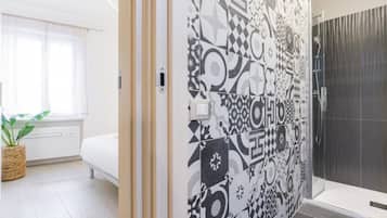 1 camera, ferro/asse da stiro, Wi-Fi, lenzuola