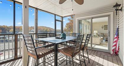 Easy Breezy Lakefront for 6