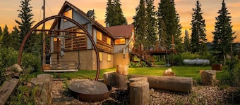 Rustic Luxury Ski in Honeymoon Paradise