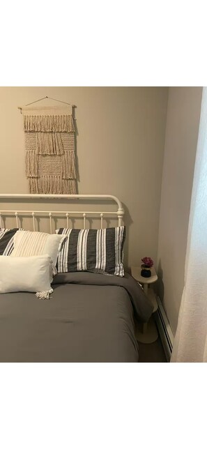 Room - Marvelous 1-bedroom with sofa bed 5 minutes from NYC (Palisades Park)