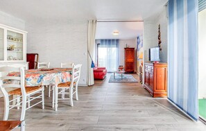 TV - 2 bedroom amazing apartment in Royan (Royan)