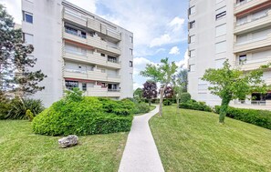 Property grounds - 2 bedroom amazing apartment in Royan (Royan)