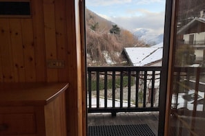 Interior - 20 minutes from the Cervino Sky Paradise ski lift (Antey-Saint-André)