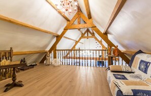 Interior - Amazing home in Acquigny (Acquigny)