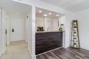 Appartement Confort, vue sur le terrain de golf | Intérieur