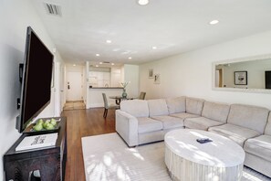 Comfort Apartment, Golf View | Living area - Saddlebrook Golf Course Condo Voila Rent (Wesley Chapel)