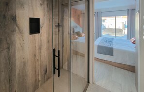 4 Schlafzimmer, Reisekinderbett, kostenloses WLAN