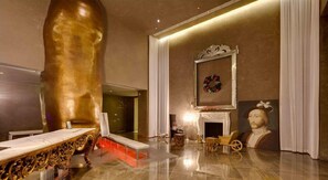 Interior - Icon W Building Voila Rentals (Miami)