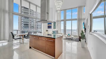 Apartment, Ocean View | Interior