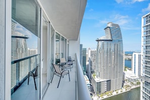 Apartment, Ocean View | Property grounds - Icon W Building Voila Rentals (Miami)