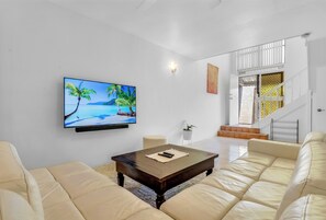 Casa de ciudad familiar, vista al parque | Área de sala de estar