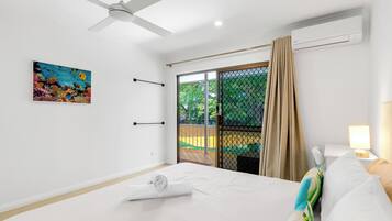 Perhepientalo, näköala puistoon | Pimennysverhot, äänieristys, silitysrauta/-lauta, ilmainen Wi-Fi