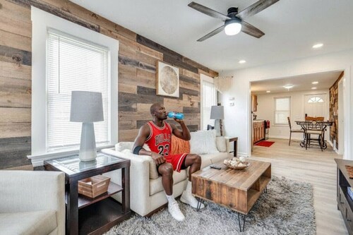 Cozy Old Brooklyn Home near Zoo