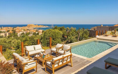 Villa Pietra Mare, piscine vue mer, à l'Ile-Rousse