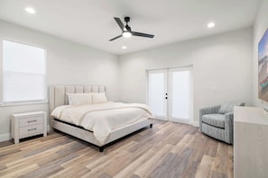 3 عدّة غرف نوم وبديكورات فريدة لكل غرفة وطراز فريد لكل وحدة