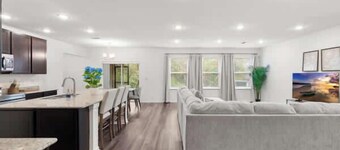 Spacious Springhill Family Getaway