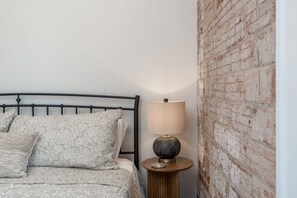 Strykejern/-brett, wi-fi og sengetøy