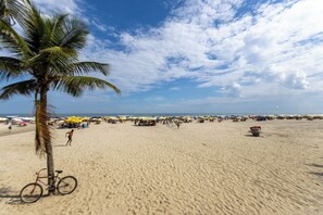 House | 2 bedrooms - Apto com Ar e 2 Dorm na Vila Mirim Perto da Praia (Praia Grande)