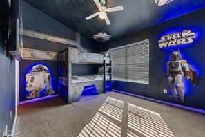 Internet, bed sheets - Private Pool 3BR Villa w/ Resort Access, Disney (Kissimmee)